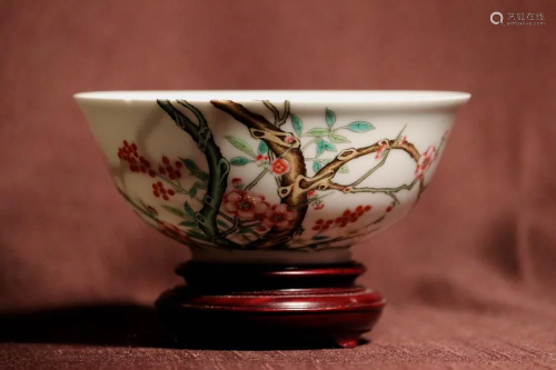 Chinese Porcelain Bowl with Wood Base - Al…