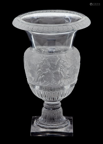 A Lalique Frosted and Molded Glass Vase: V…