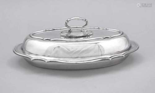 Oval warming bowl, England, 20th century, plated, curved edge, screwable lid knob, lid canbe used as