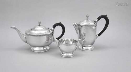 Three-pieces coffee and tea set, England, 20th century, plated, round stand, smooth body,pearl rim