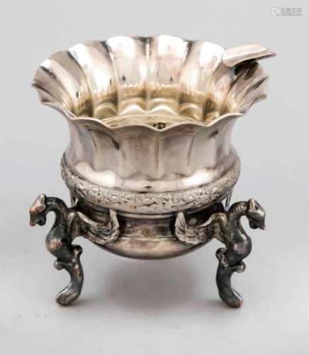 Round ashtray, around 1900, silver tested, on 3 figurative feet in the form of mythicalcreatures,