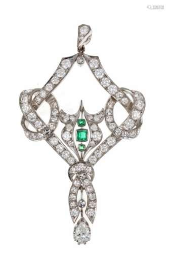 Emerald-brilliant pendant platinum with 3 fac. Emeralds 3 - 1 mm in very good color, ateardrop-