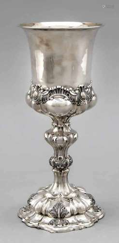 Historicism cup, late 19th century, silver 13 (812.5/000), gilded inside, curved andfilled stand,