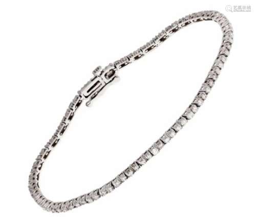 Brilliant bracelet WG 585/000 with 85 brilliants, total weight 1.66 ct W / SI, with boxclasp and