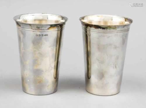 A pair of cups, 20th century, Sterling silver 925/000, conical shape, slightly flared liprim, h.
