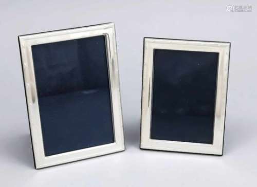 Two photo frames, Italy, 20th century, Sterling silver 925/000, with cruciate ribbondecorations,