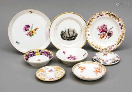 Mixed lot, KPM Berlin, 8 pieces, 20th century, round plate with flower painting, Ø 19.5cm, plate,