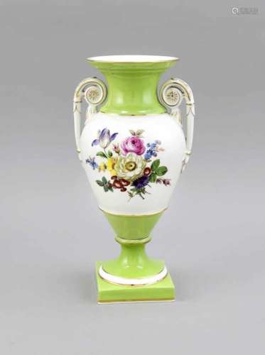 Amphora vase, Meissen, after 1934, 3rd quality, amphora form with raised rosette handleson a round
