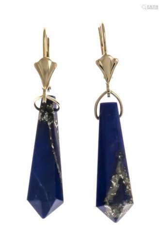 Lapis lazuli earrings GG 585/000, each with a fac. Lapis lazuli grapefruit 26 x 8 mm, L.44.5 mm, 5.7