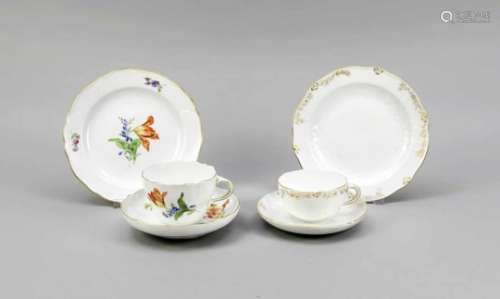 Two place settings, Meissen, marks 20th century, splendid place setting, 1st a. 2nd ch.,curved