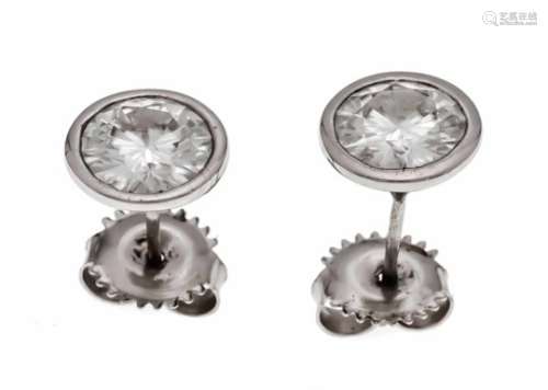 Moissanite Stud Earrings WG 585/000 each with a Moissanite, total 2.5 ct, D. 8.0 mm, 1.6g, Fa.