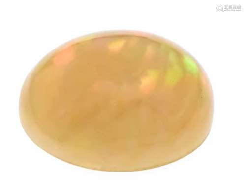 Milk opal 11.44 ct oval cabochon with excellent play of colors 18 x 15 x 8 mmMilchopal 11,44 ct