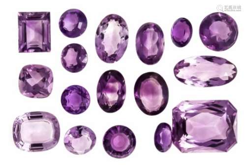 Mixed lot of 17 amethysts, total 94.09 ct, various cut shapes, 19.8 - 9.0 mm, in goodcolor and