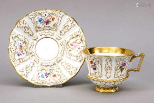 Biedermeier cup with saucer, Meissen, beginning 19th century, 1st quality, wall in relief,flower