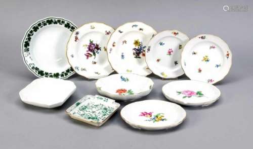 Mixed lot of Meissen, 24 pieces, 20th century, 1 plate of vine leaves decor, mark 1924-34,Ø 17.5 cm,