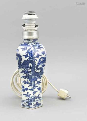 Hexagonal Meiping vase (mounted as lamp base but not pierced), China, pres. around 1880.Underglaze