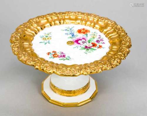 Ornate table centerpiece, Meissen, 19th century, 1st qualuity, relief surface withpolychrome