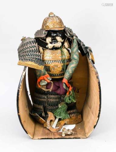 Modell einer Samurai-Rüstung, Japan, 2. H. 19. Jh. bestehend aus Yoroi (Rüstung), Kabuto(Helm) und