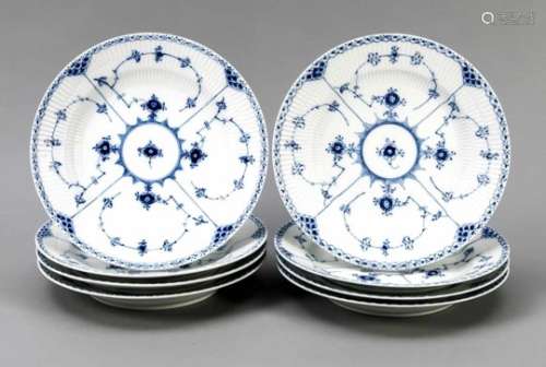 8 dinner plates, Royal Copenhagen, marks 1923, 1st quality, decor Blue Fluted half-lace inunderglaze