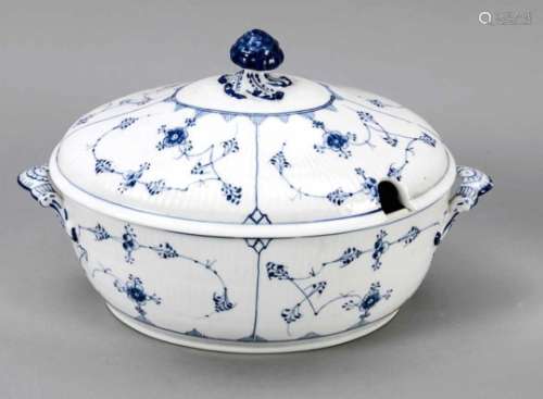 Oval tureen with lid, Royal Copenhagen, mark 1897, 2nd quality, decor blue fluted plain inunderglaze