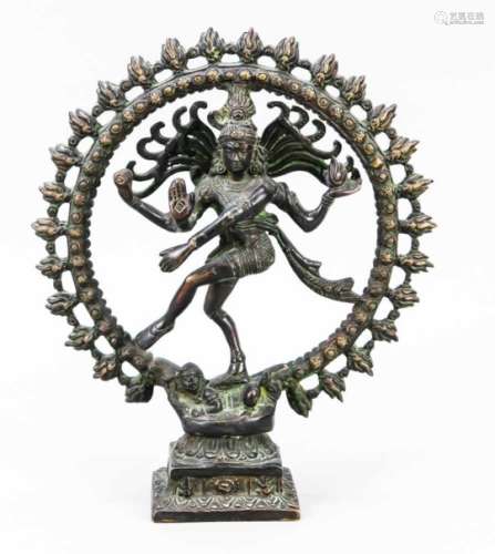 Shiva in flammender Aureole, Indien, 20. Jh., Bronze. Tanzend auf gestuftem Lotussockel,durchbrochen
