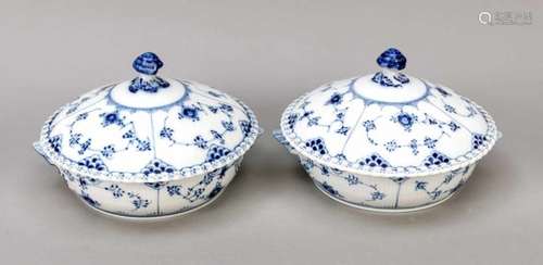 Two round tureens with lid, Royal Copenhagen, mark since 1923, 1st a. 2nd quality, decorBlue