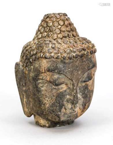 Buddhakopf, wohl China, 19./20. Jh., Stein. Leicht ber. & best., H. 14 cm