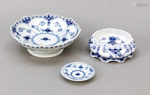 Three bowls, Royal Copenhagen, marks since 1923, 1st quality, decor Blue Fluted Full Lacein