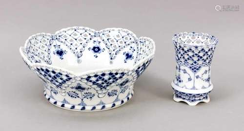 Bowl and vase, Royal Copenhagen, marks since 1923, 1st quality, decor Blue Fluted Fulllace in