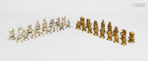 Set Schachfiguren, DDR, 2. H. 20. Jh., aus der Gießerei Elzholz. Eine Mannschaft Bronze?,die