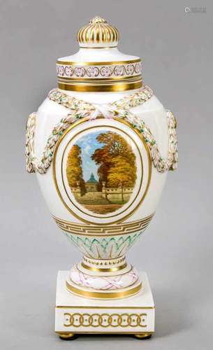 Lidded vase, KPM Berlin, beginning 20th century, red painters mark, 2nd quality, painter'smark,