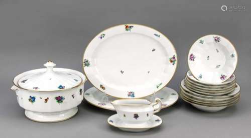 Dinner service, 31 pieces, Royal Copenhagen, Denmark, beginning. 20th century, from theservice