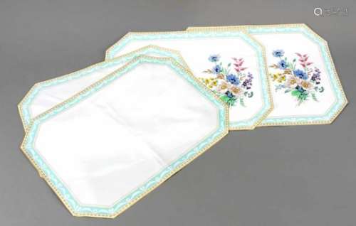 Four place settings, matching the KPM Kurland service, 2 x with a bouquet of flowers andbutterflies,