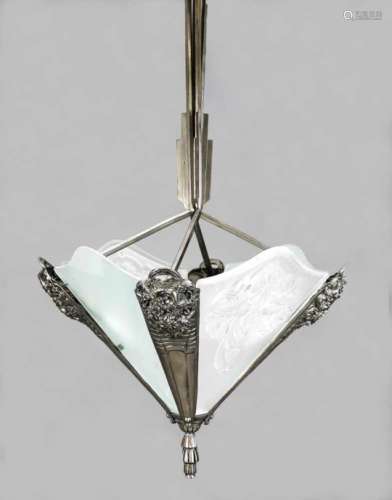 Art déco Lampe, 30er Jahre, verscheomtes Gestell mit 4 Einsätzen aus Milchglas. Gestellund Glas