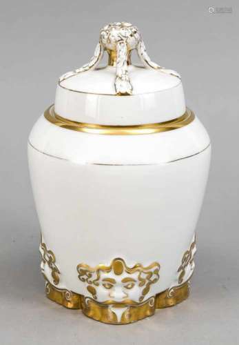 Art Nouveau lidded box, Hutschenreuther, Selb, around 1920, designed by Prof. Fritz Klee,four