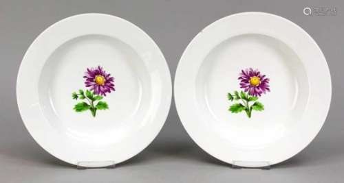 Two soup plates, Meissen, 19th century, 1st quality, smooth shape, centre w. polychromeflower