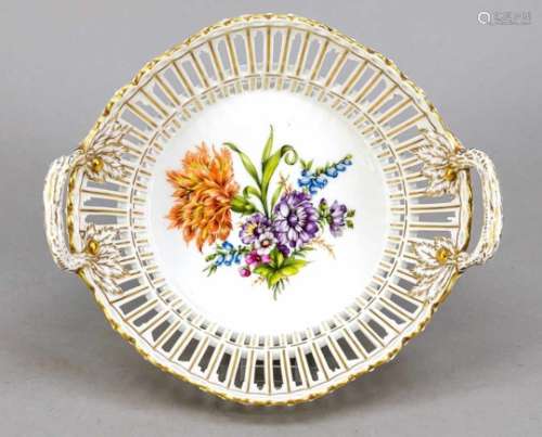 Decorative bowl, KPM Berlin, before 1945, 2nd quality, round shape, openwork border, sidebranch