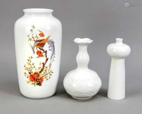 Three vases, 20th cent., vase with bird of paradise, Kaiser, Bavaria, decor Olivia, H. 29cm, 2 white