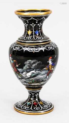 Kleine Emaille-Balustervase, wohl Frankreich (Limoges?), 19. Jh. Umlaufender, jagdlicherDekor in