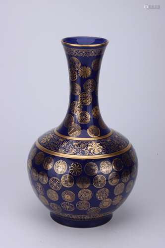 A Chinese Blue Glazed Porcelain Vase