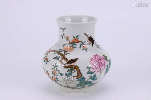 A Chinese Famille-Rose Porcelain Jar