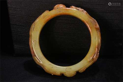 A Chinese Carved Jade Bracelet