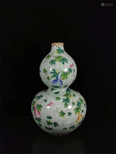 A Chinese Famille-Rose Porcelain Double Gourd Vase