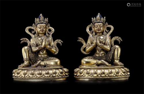 A Pair of Chinese Gilt Bronze Figure of Buddha