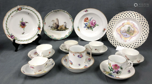 18 parts of Meissen porcelain. Partially still 18th
