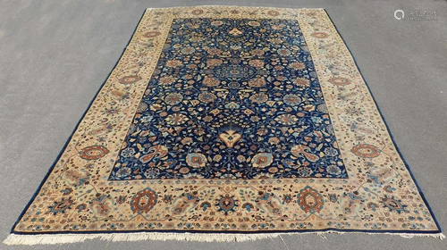 Kirman Persian rug. Iran. Old, around 1930. F…