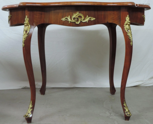 Table. Louis XVI - Stiel.