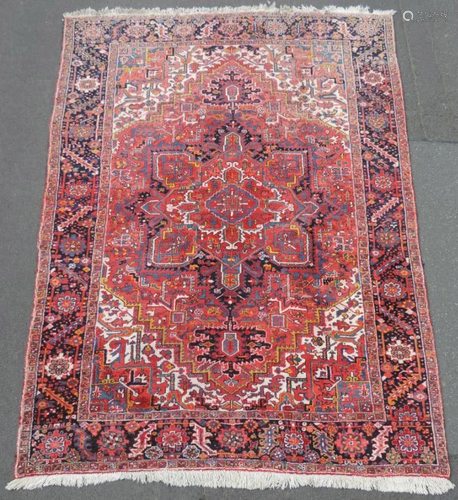 Heriz Persian carpet. Iran. Mid 20th century.