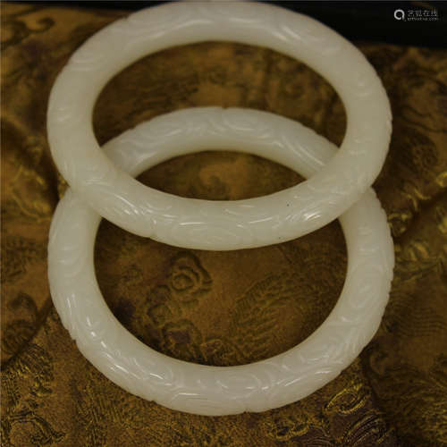 Pair of Chinese Jade Bangle