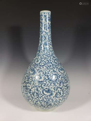 Chinese Blue and White Porcelain Vase